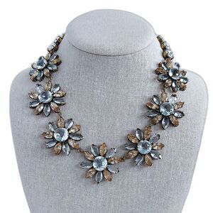 Vintage Ann Taylor Faceted Crystal Rhinestone Flower Statement Necklace